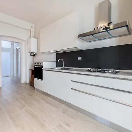 La Pergola Apartment Moniga del Garda